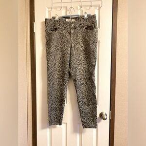Torrid animal print jegging size 16R